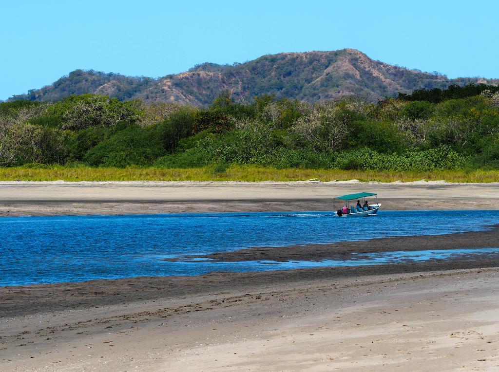 Hotel Casa Blanca Tamarindo Luaran gambar